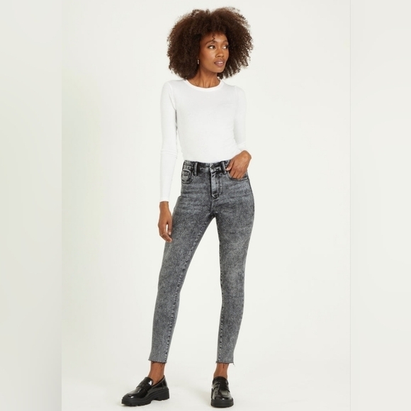 DEAR JOHN SUPER HIGH RISE OLIVIA RAW HEM BLACK ACID WASH SKINNY JEAN•Size 27•NWT - Picture 3 of 12